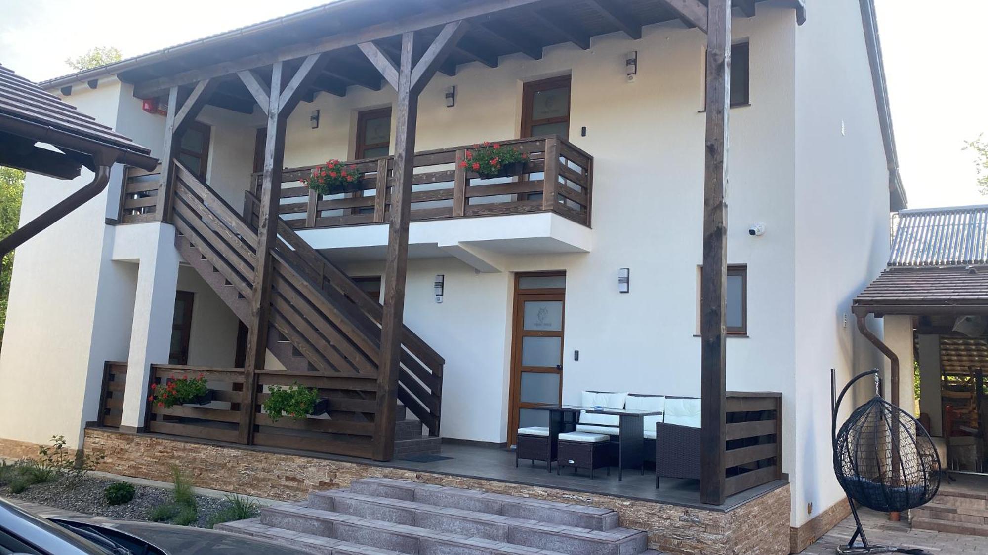 Farkas Panzio Bed & Breakfast Praid Exterior photo
